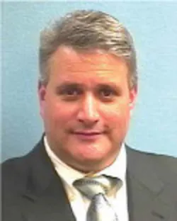 044 Hci0903 Ufig1 044 Hci0903 Ufig1