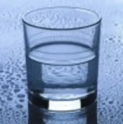 Glasshalfempty1 Web 0 Glasshalfempty1 Web 0