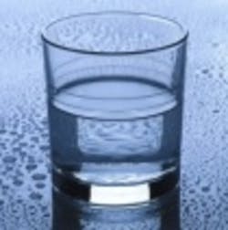 Glasshalfempty1 Web 0 Glasshalfempty1 Web 0