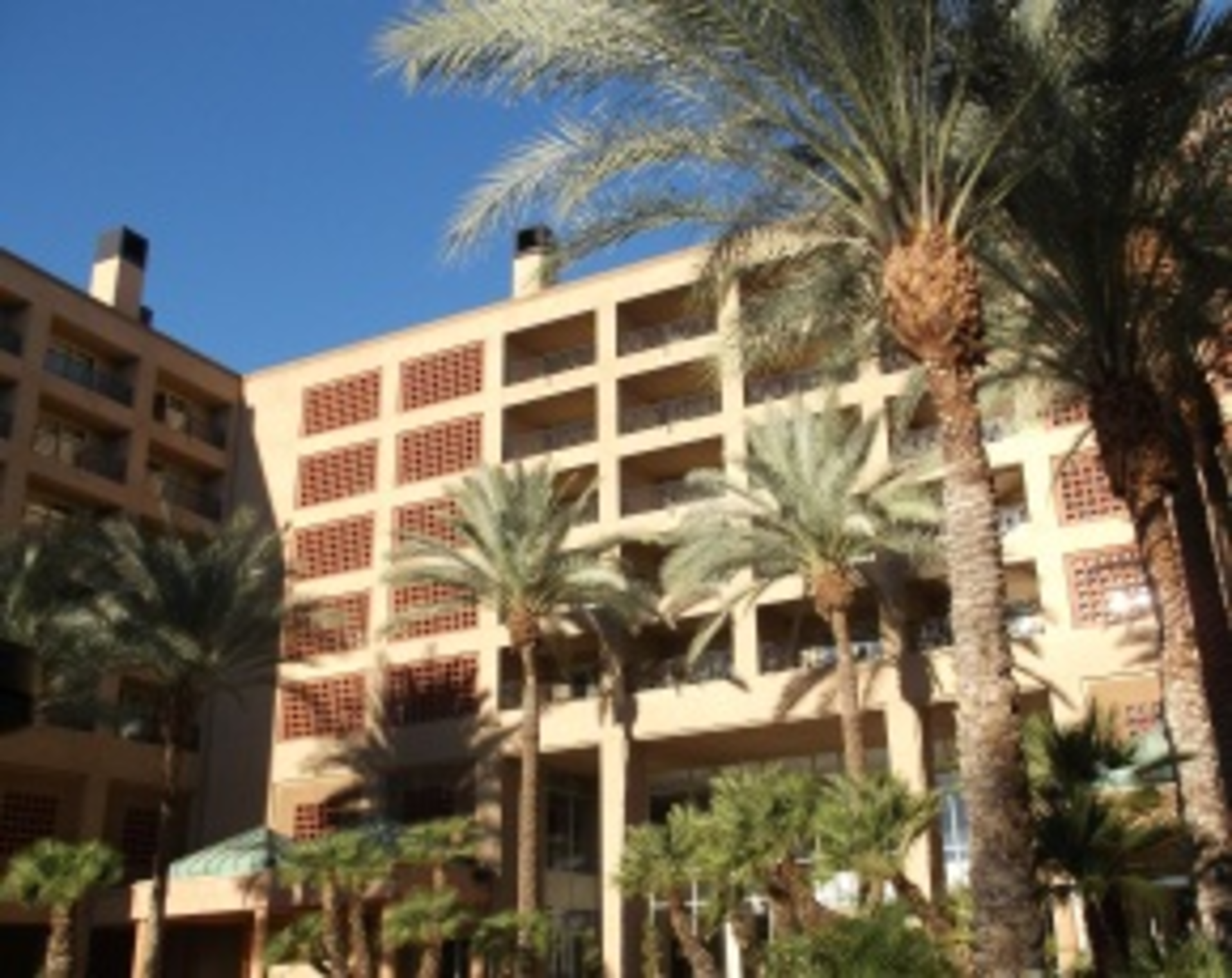 Chime12 Hotelpatio1web