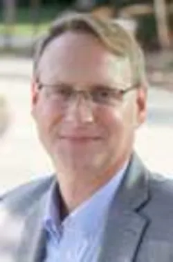 Hmt201404 Trend Top Slovenski Hmt201404 Trend Top Slovenski