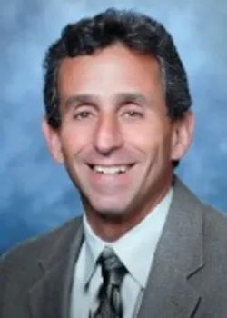 Weingarten Scott Smaller Weingarten Scott Smaller