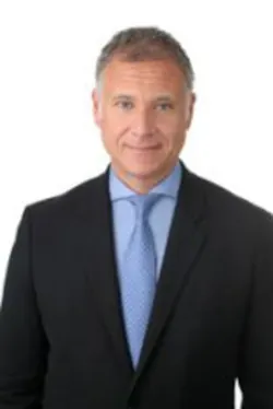 H1509 Industry Watch Air Strip Alan Portela 157x235 H1509 Industry Watch Air Strip Alan Portela 157x235