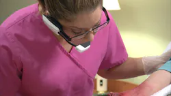 H1703 Eh Rs Commonwealth Care Vuzix Glasses1 H1703 Eh Rs Commonwealth Care Vuzix Glasses1