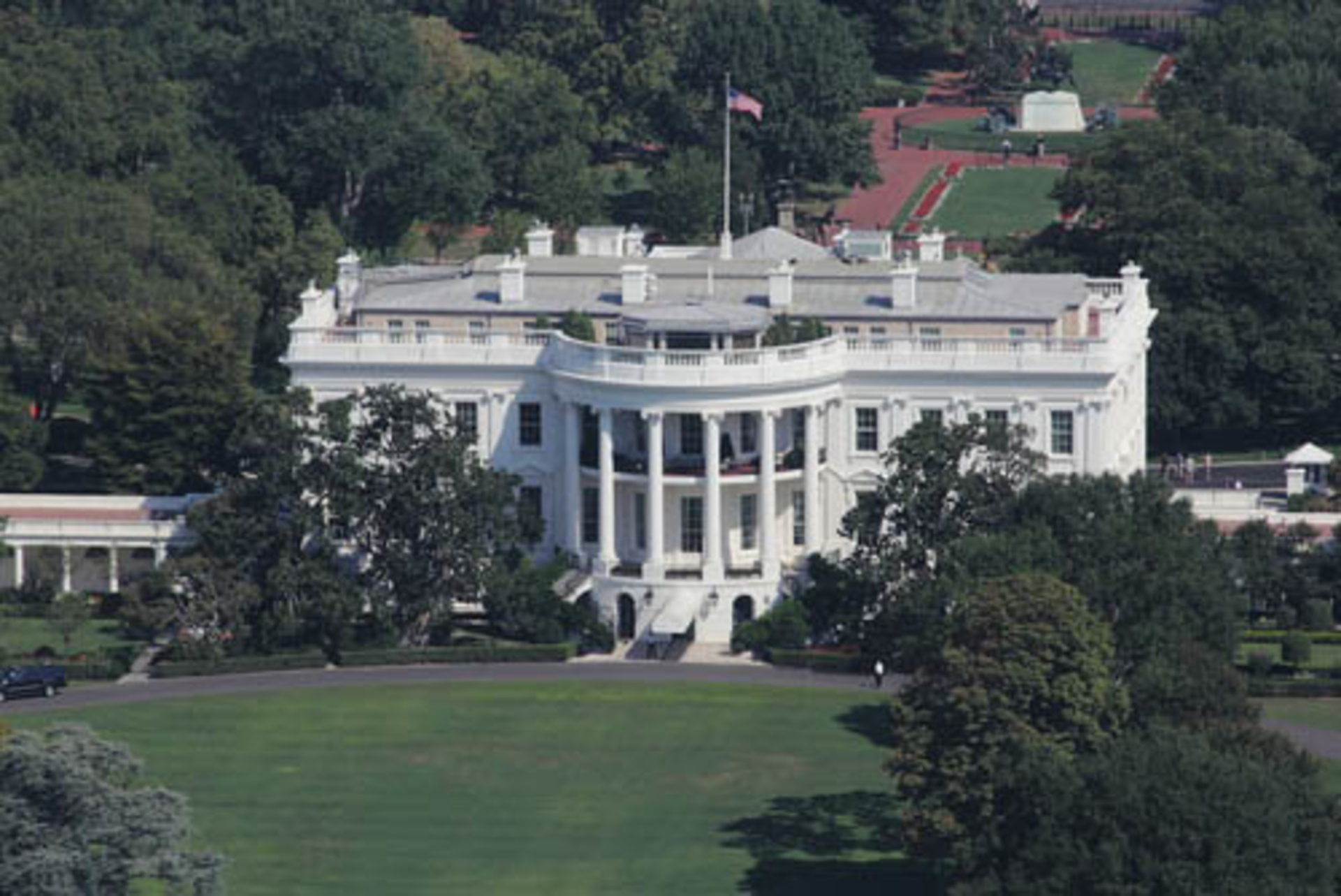 Whitehouse Shutterstock 599947106smaller