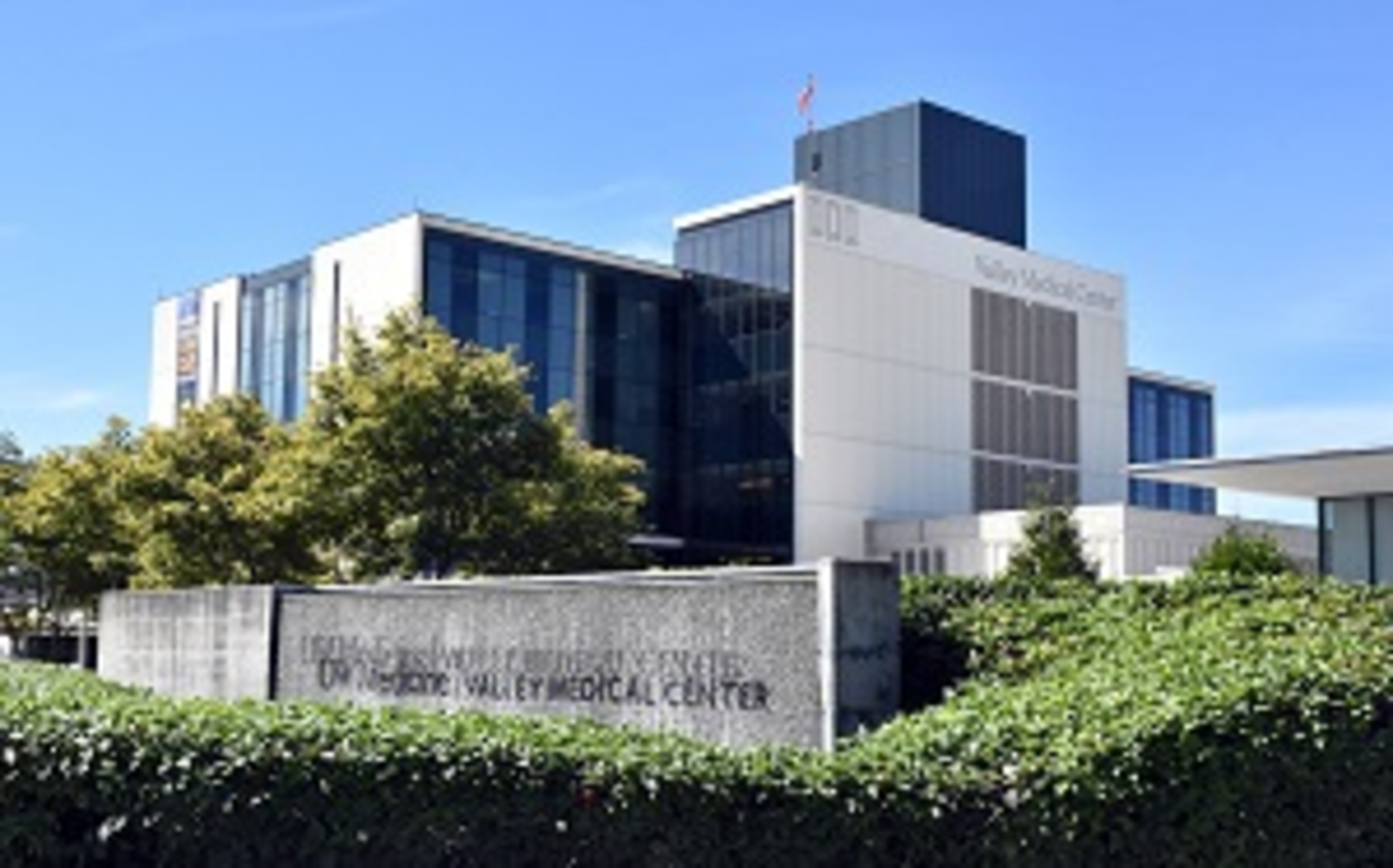 Valleymedicalcenter1smaller