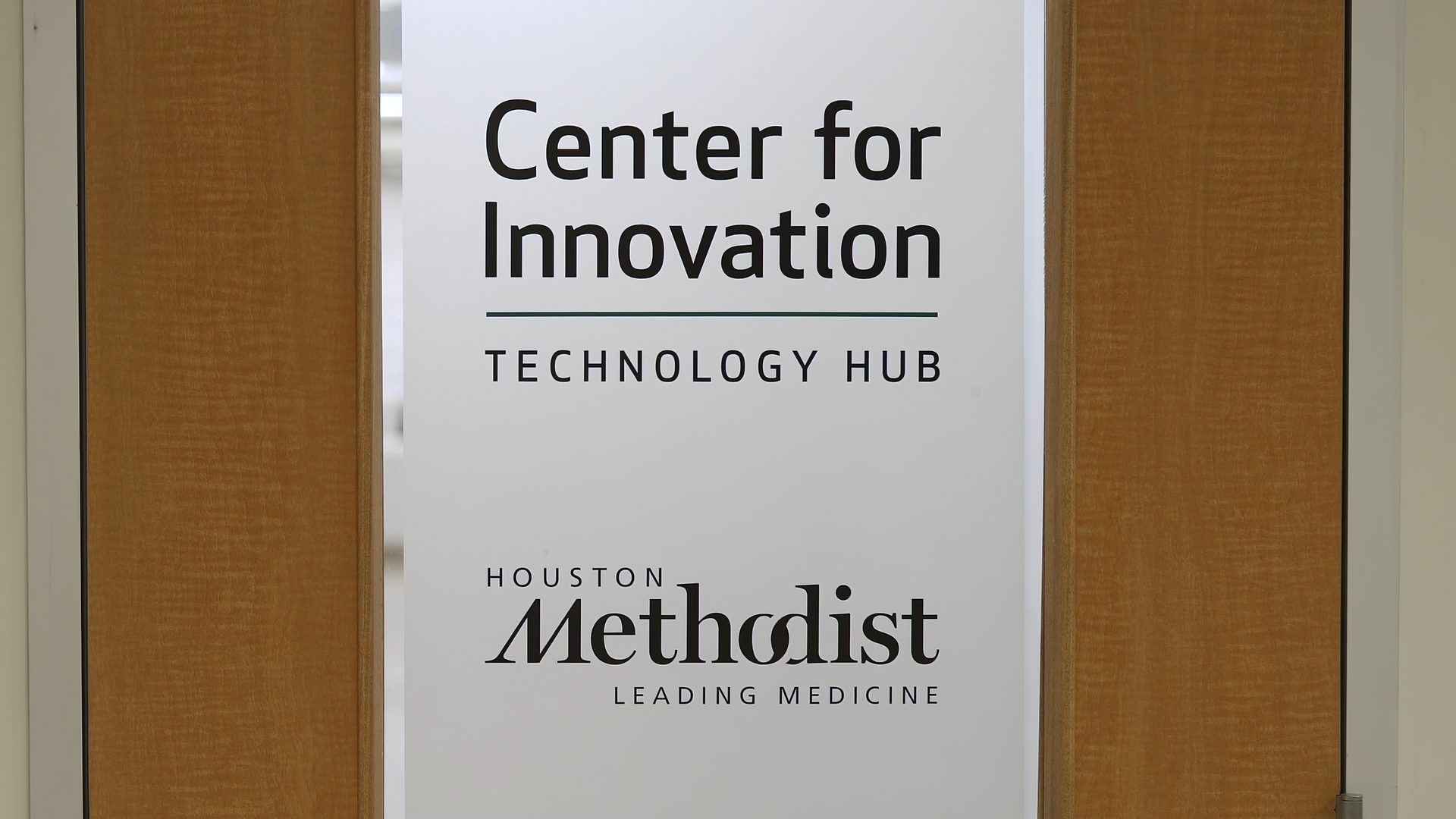 Entrance Resize 5e7279ff9ab80