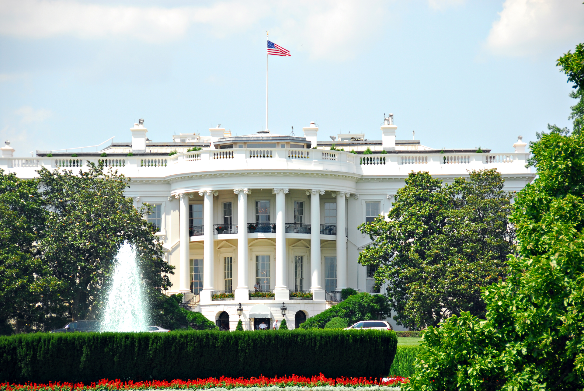 Bigstock White House 791299 602438ee8a152