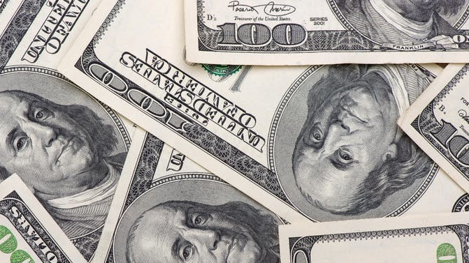 Cash Cr Dreamstime 62bf2d9dba5c3