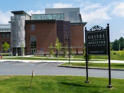 Dreamstime Xxl 25576467 649328f030365 Dreamstime Xxl 25576467 649328f030365