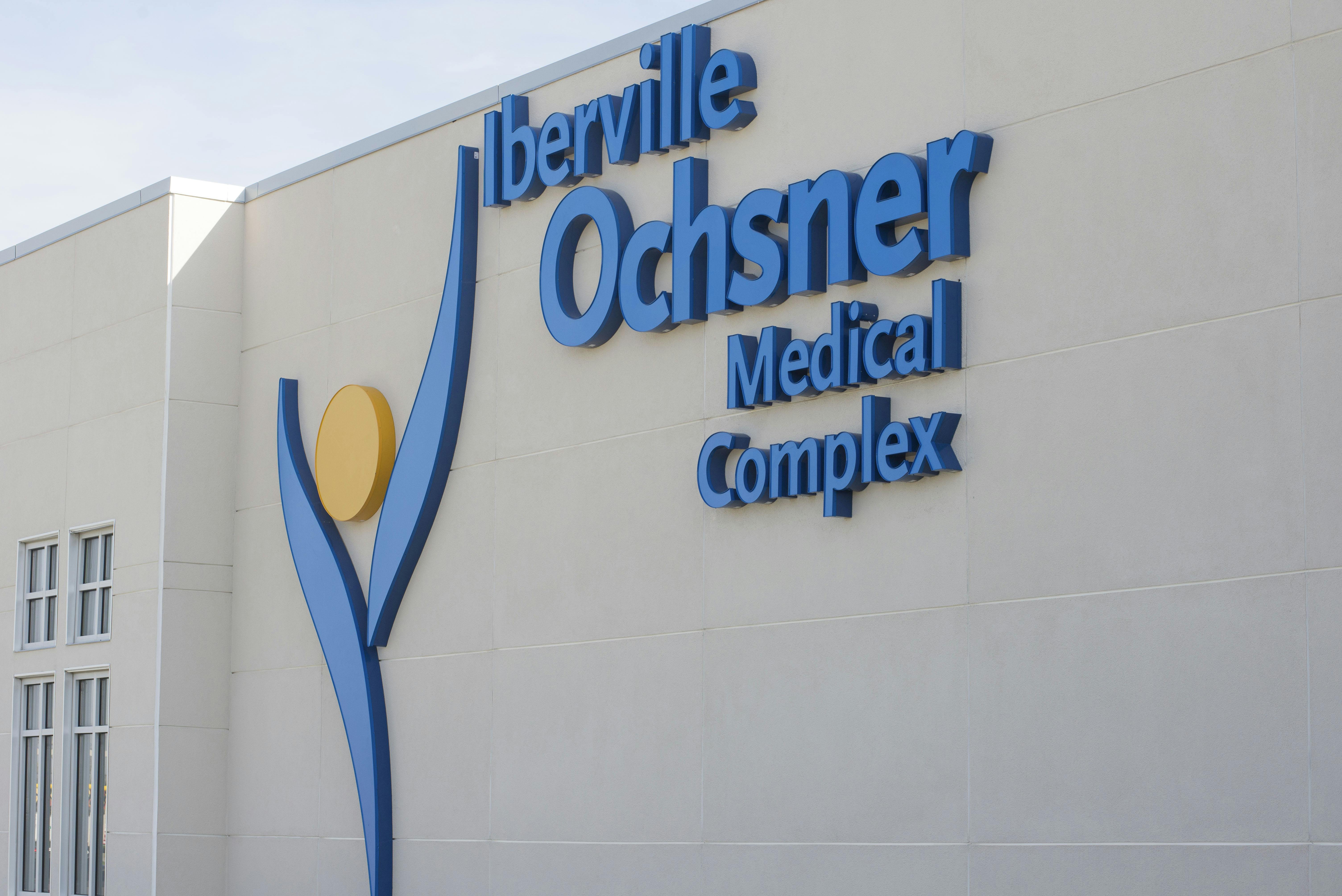 65b2a250335d1f001eef21db 2015 01 06ibervilleclinicopeningdsc 4623 1