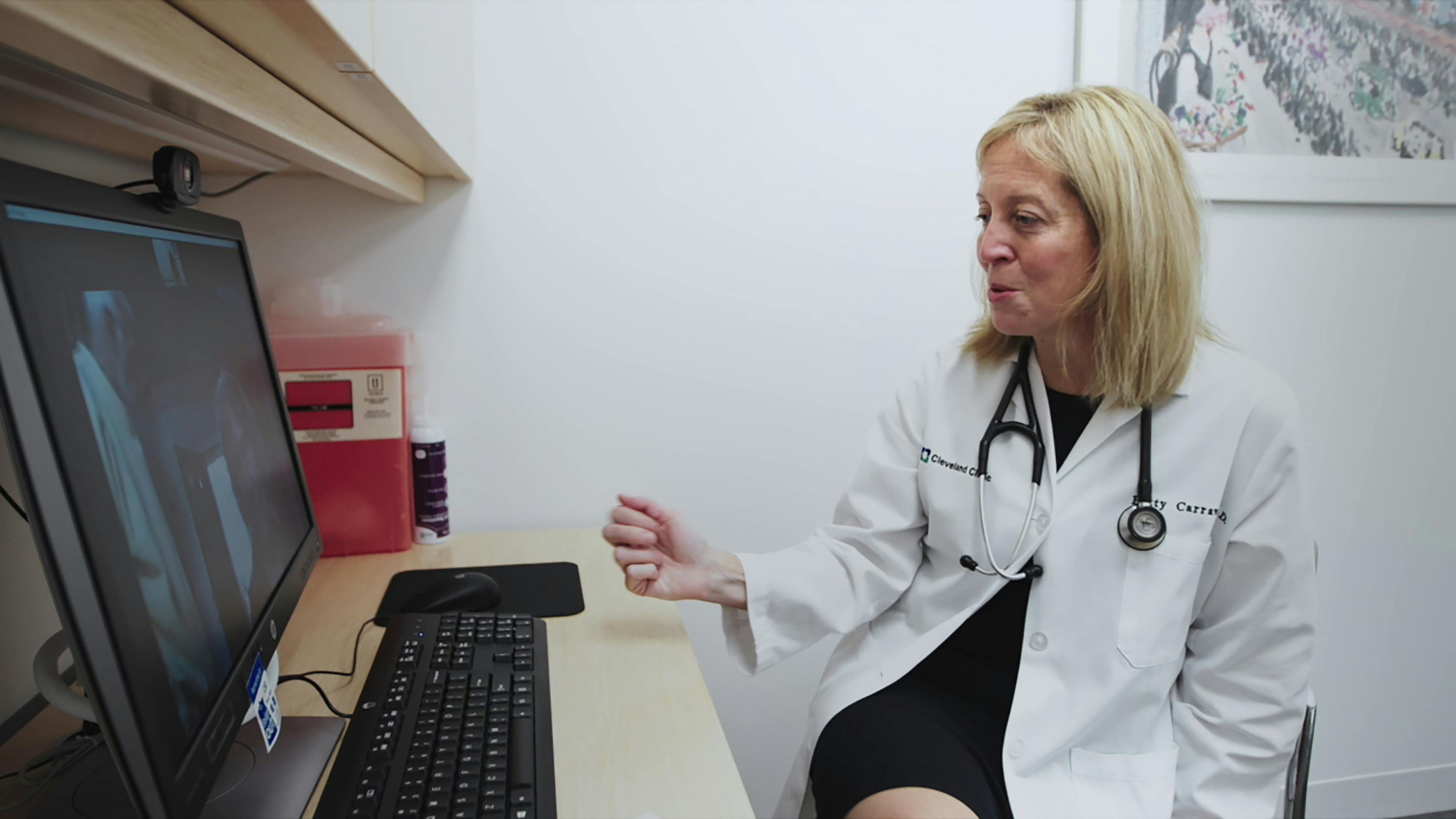 Physicians consulting with one another in the second opinion program of The Clinic by Cleveland Clinic