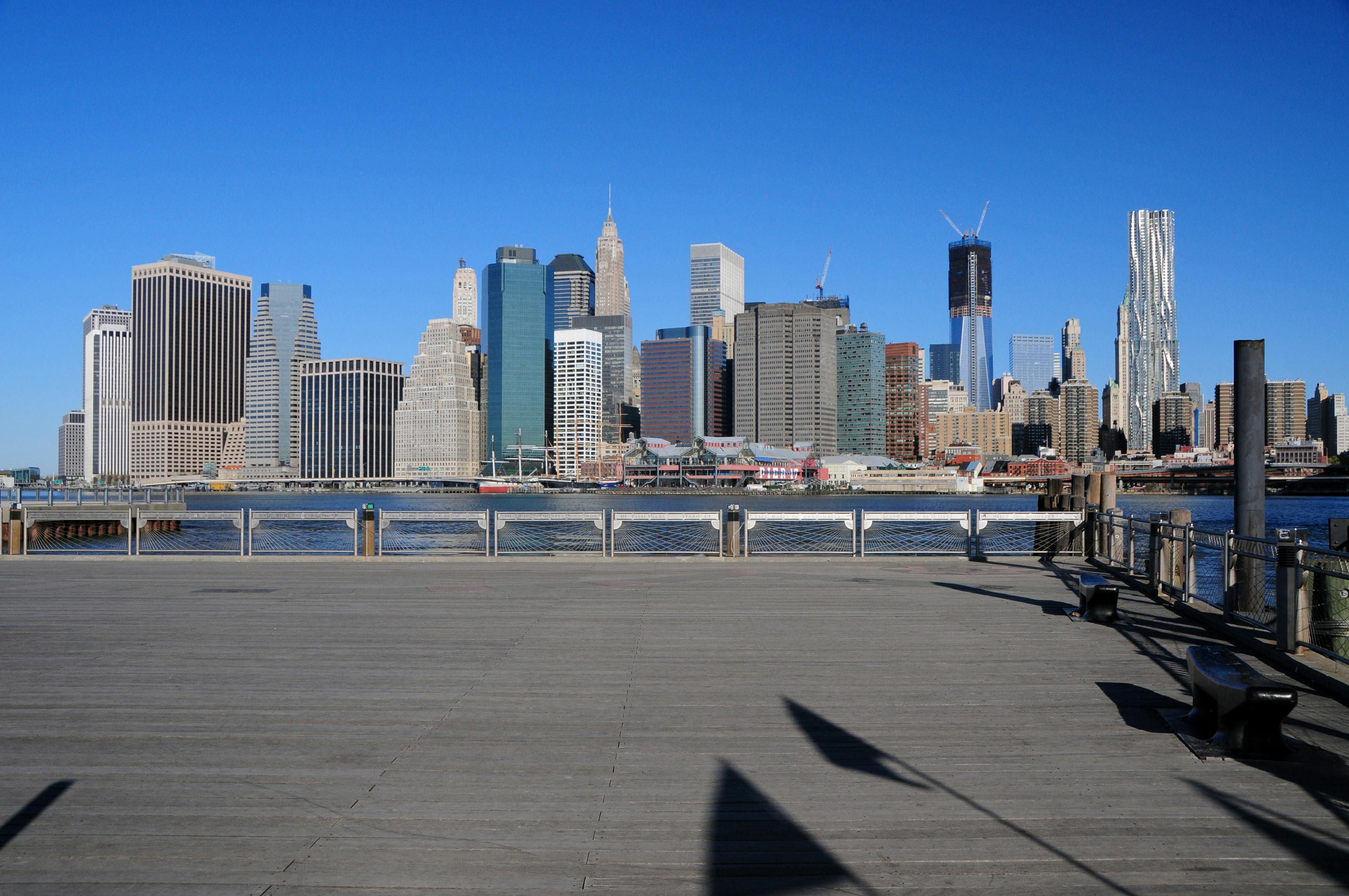 666330fcad9682e7e1af4c1b Dreamstime Xl 24641322