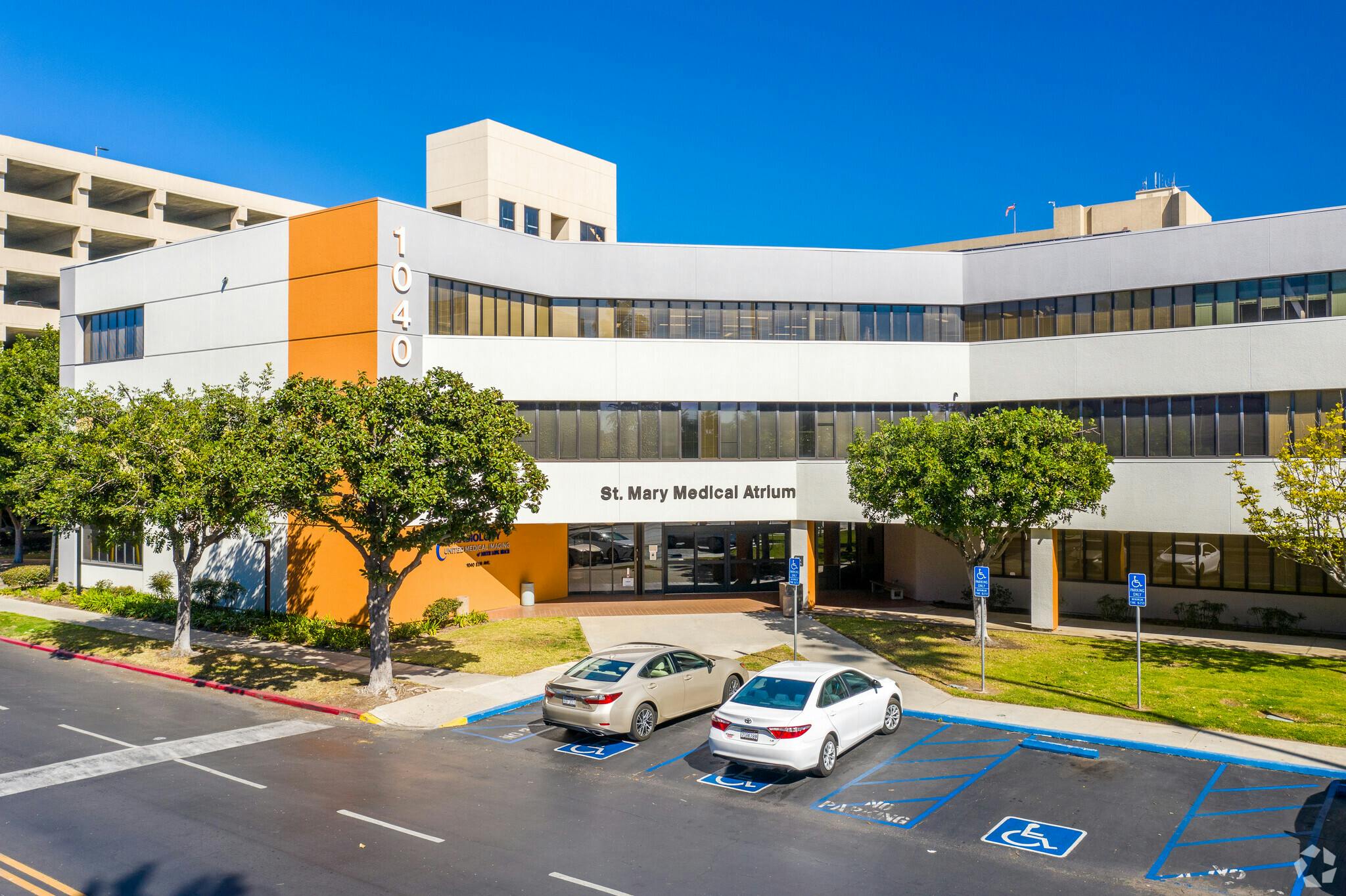 The CARE Center at Dignity Health-St. Mary Medical Center