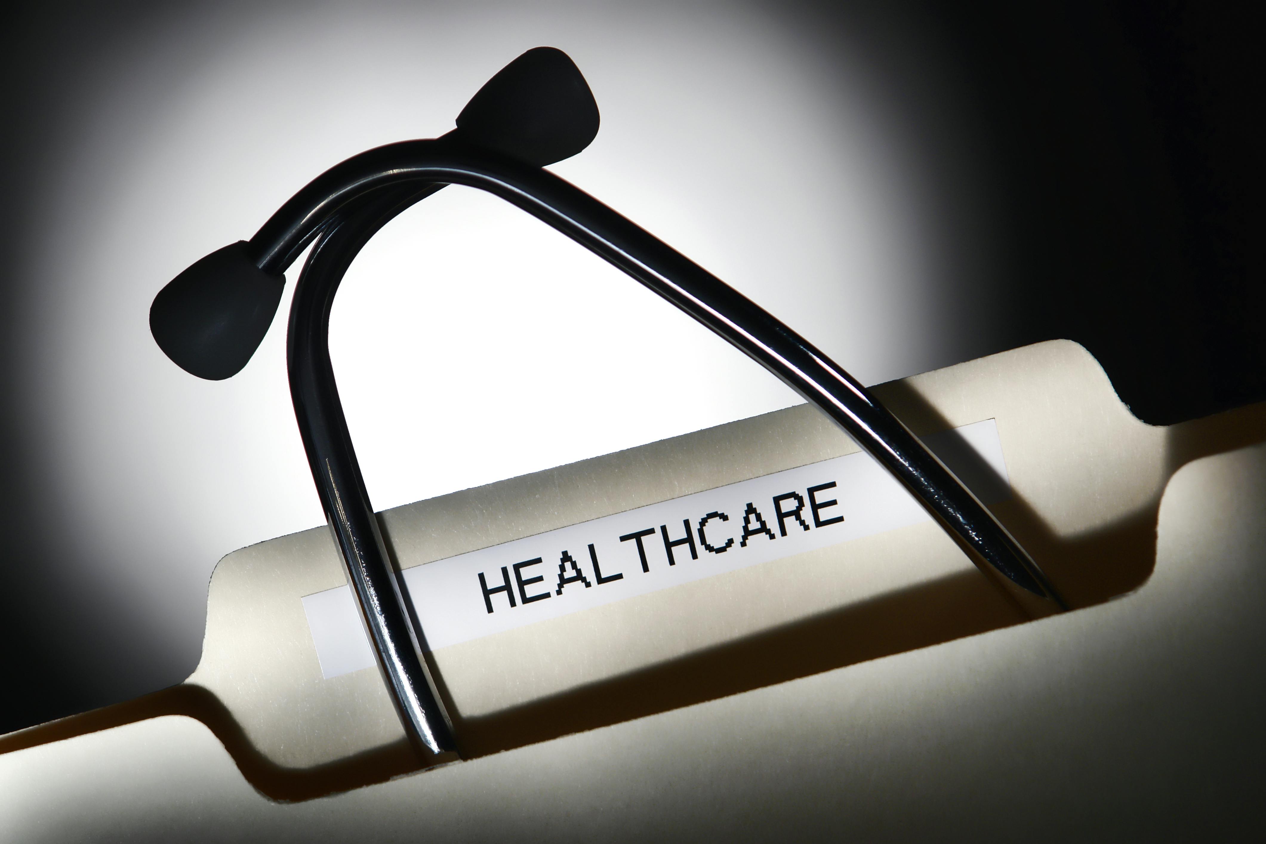 Immigrants Without Legal Status Face Increasingly Difficulties in Obtaining Healthcare