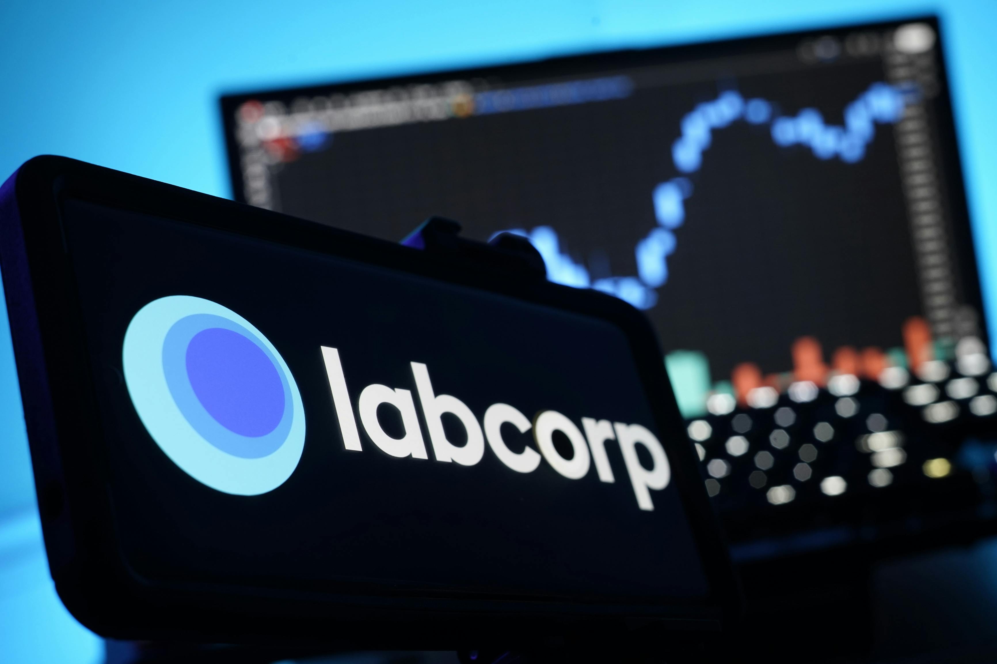 dreamstime_xl_395723648