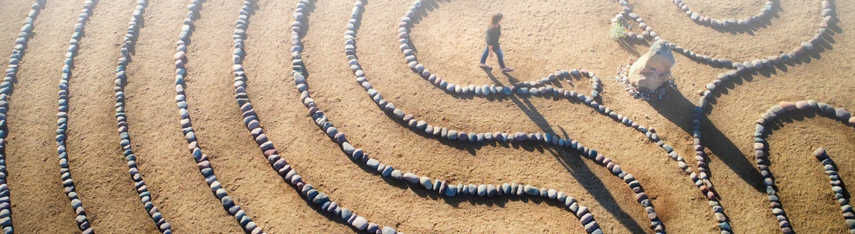 6903cfbd7ab779eec4487ee2 Hero2